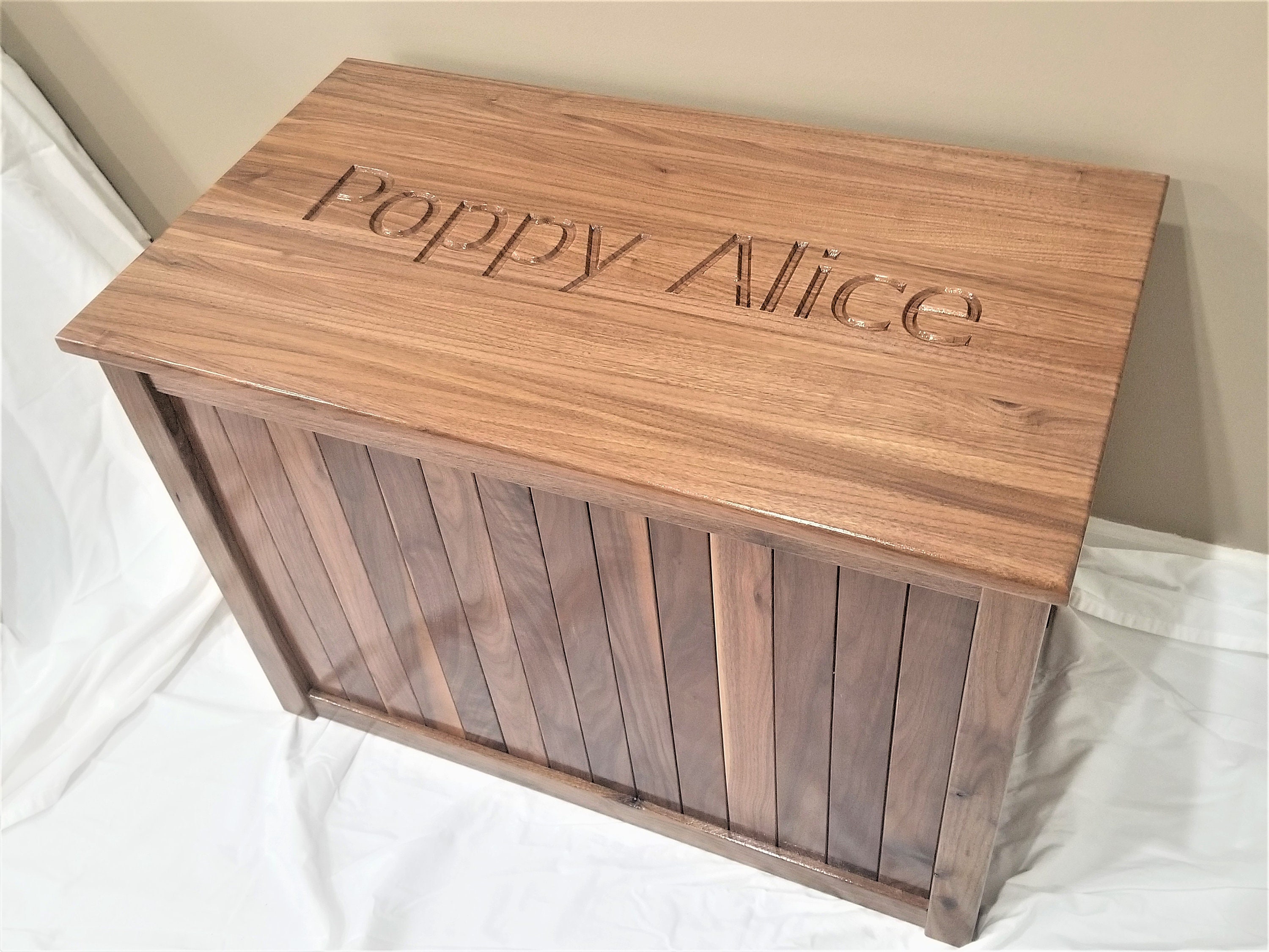 Heavy duty online toy box