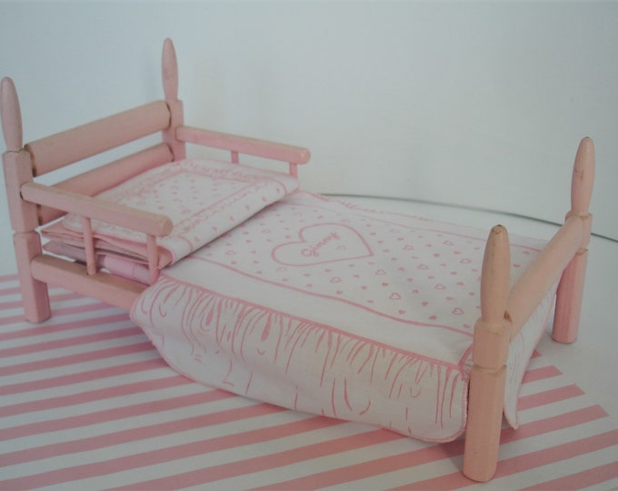 Vintage Ginny Doll Bed 6910 and Dream Cozy Bedding 6912 Ginny Doll