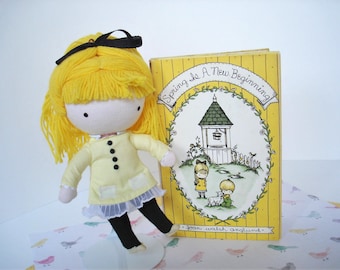 Joan Walsh Anglund Pocket Doll  1965-1970 & Spring Is A New Beginning Book 1963 Wolfpit Fabric Doll Japan