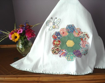Flour Sack Towel with Repurposed Vintage Quilt Block