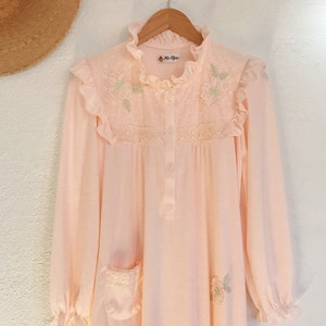 Vintage 1980&#39;s Victorian Ruffle Peach Nightgown Dress