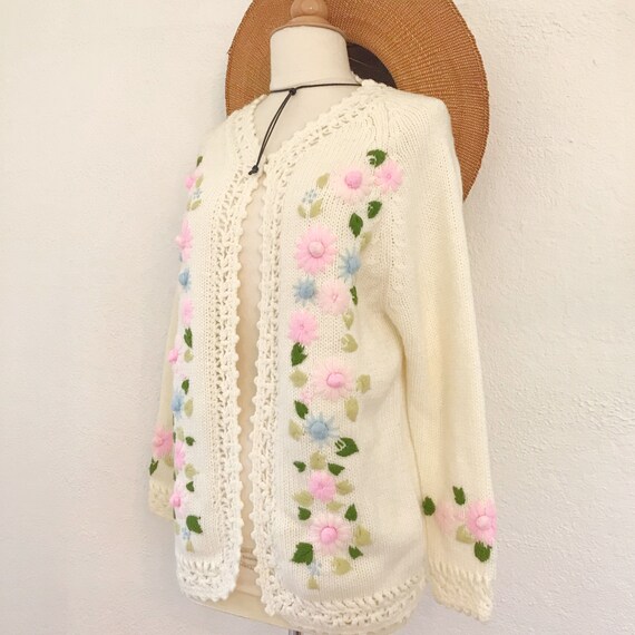 Vintage Embroidered Cardigan | 1960's Pastel Flow… - image 3