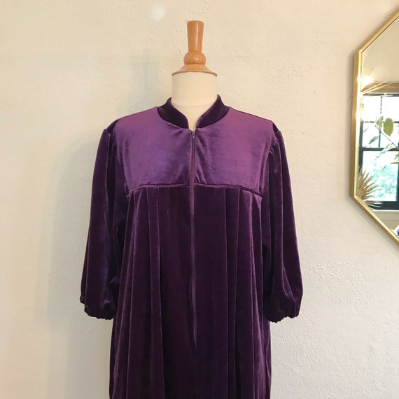 Vintage 1980's Rich Purple Velvet Dressing Gown D… - image 1