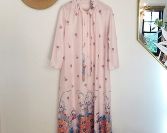 Vintage 70's Blush Pink Floral House Dress | Dressing Gown