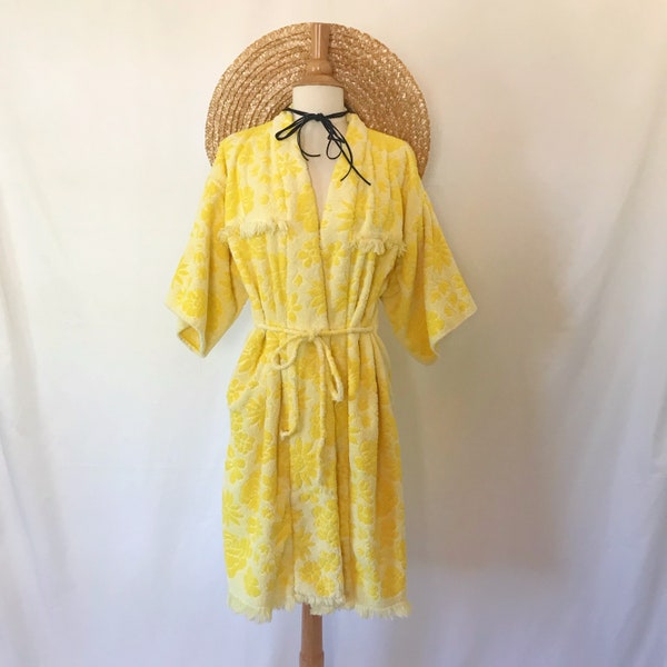 Vintage 1960's Yellow Flower Terry Cloth Robe