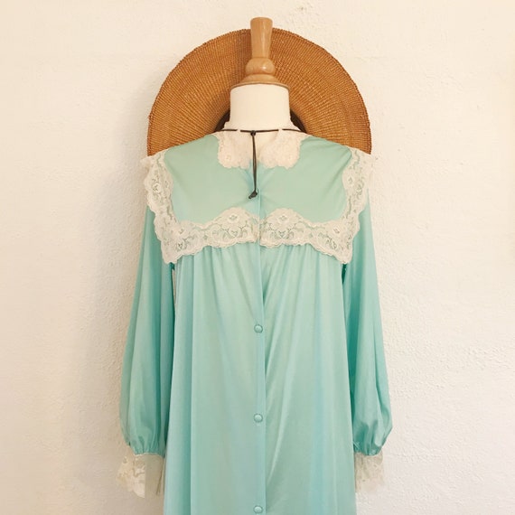 Vintage Lace Robe | 1980's Satin Mint Robe with L… - image 1