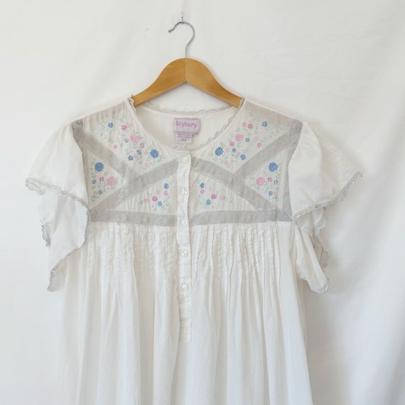 Vintage 1980's Saybury Nightgown | Lace Embroider… - image 4