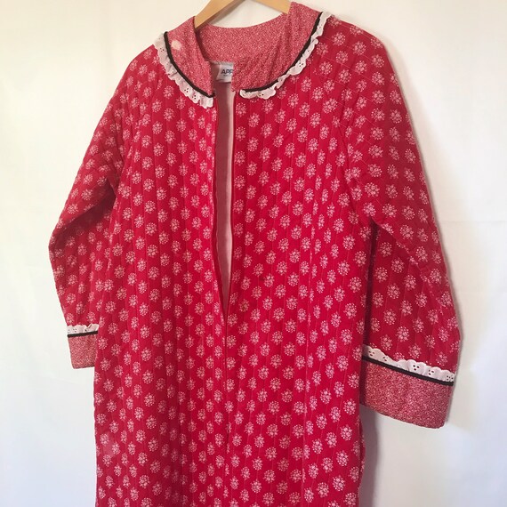 Quilted Floral Robe Vintage House Coat Dressing G… Gem