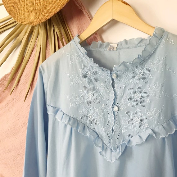 Vintage Blue Victorian Ruffle & Lace Nightgown | … - image 4