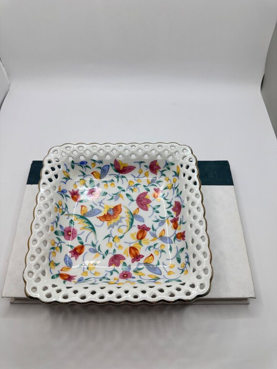 Vintage 1930s Porcelain Flower Open Lace Dish Ger… - image 8