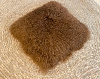 Funda de almohada de piel rizada auténtica de Mongolia del Tíbet, 18" x 18", color castaño - ENVÍO GRATIS a Canadá y EE. UU.