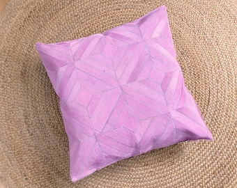 Almohada de piel de vaca auténtica con diseño de diamantes, pelo sobre piel, color rosa ruborizado, 20 x 20 pulgadas, diseño exclusivo.