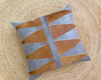 Funda de almohada lumbar de piel de vaca con diseño en zigzag, 50 x 50 cm, pelo gris y marrón sobre piel, hecha a mano. Decoración del hogar, cojín para sofá, regalo.