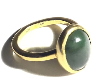 18k Handmade Nephrite Jade Oval Cabochon Pinky Ring, c1960s