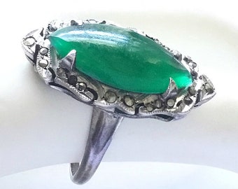Antique Art Deco Green Marquise Agate Sterling Ring with Marcasites, Size 5, c1920s