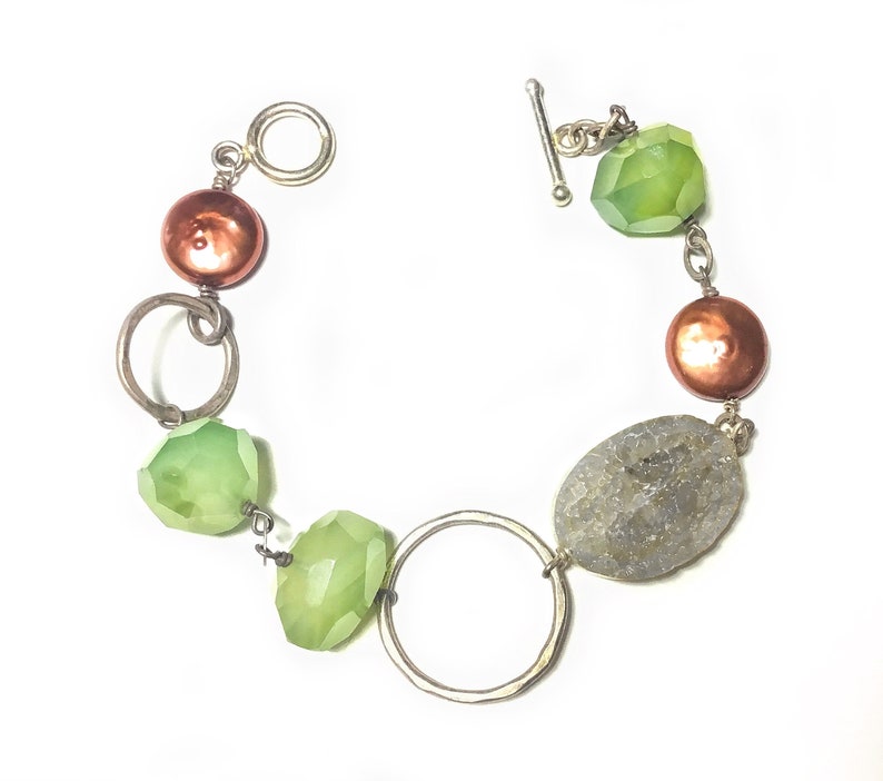 Sterling Bracelet with Green Prehnite Druzy Quartz /& Freshwater Pearl