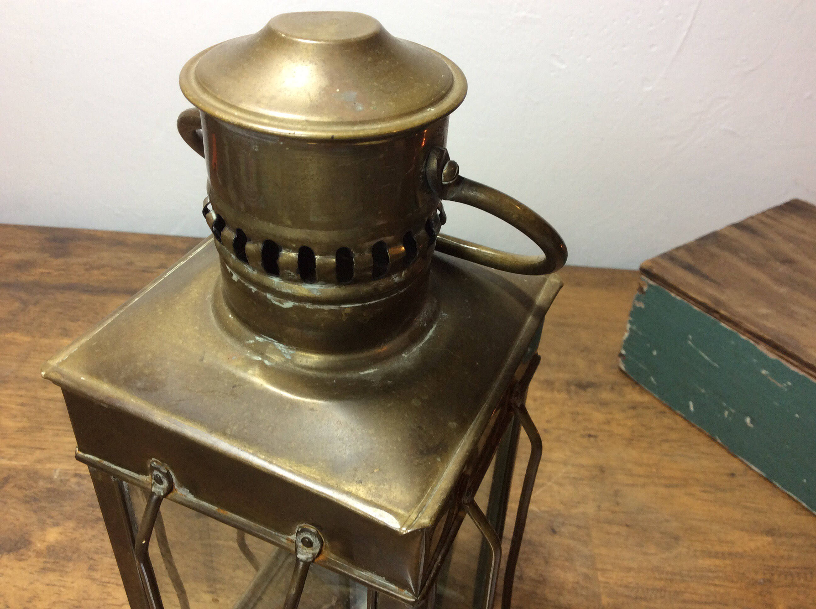 ships lantern ships lantern