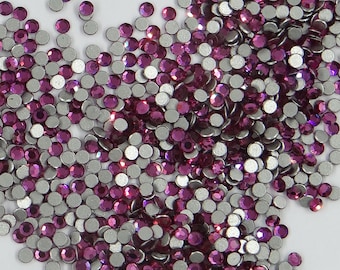 2000 ss6 F ***  130 Swarovski flat back 2mm FUCHSIA