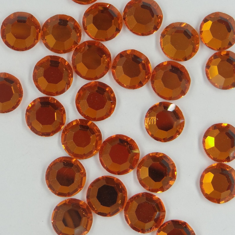SUN SS40 PR SU *** 12 strass Preciosa fond plat SS40 8,50mm