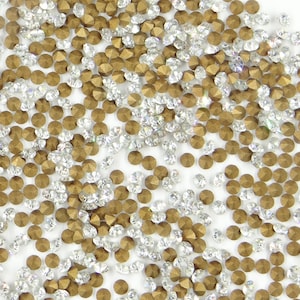 1028 PP9 L : 100 Swarovski Rhinestones Point Back, Chatons, Pp9 (1