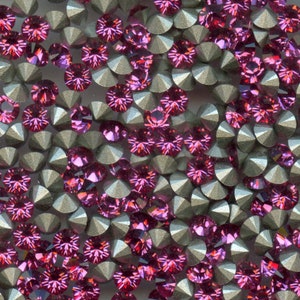 1028 PP18 R *** 100 Swarovski strass steentjes conische basis 2,45 mm ROZE