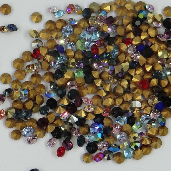 1100 PP24 MIX ***  50 strass Swarovski fond conique PP24 (3,1mm) MIX COULEURS