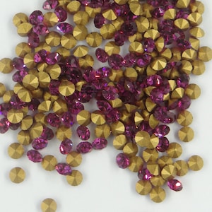 Swarovski Pointback Rhinestones Art 1100 - Olivine