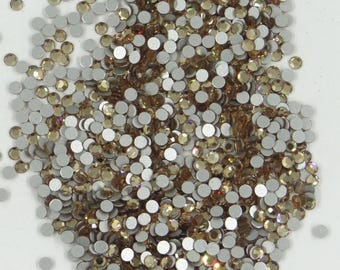 FLASH SALE No. 50*** 1440 Swarovski flatback - réf. 2000 SS10 (2,80mm) light colorado topaz (Full pack genuine Swarovski)