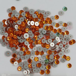 3128 4 SU *** 40 Swarovski sew-stones  4 mm Swarovski SUN