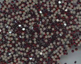 2058 SS5 s *** 50 Swarovski rhinestones flat back 1,85mm siam