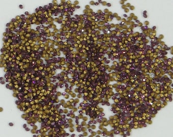 VENTE FLASH 58 * Pochette complète d'origine, 1440  strass Swarovski fondconique 1100 PP4 (1,15mm) AMETHYST