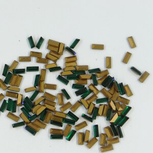 4501 7X3 E  * 30/100 strass Swarovski fond conique baguettes 4501 7X3MM EMERALD