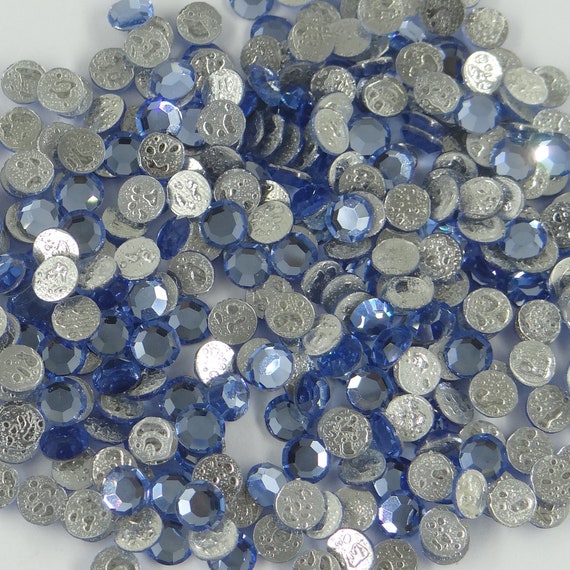 SS6 PR LSA-HF *** 50 strass Preciosa fond plat SS6 2,00mm light sapphire