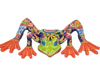 Mexican ceramic frog figurine - Rana Patona Chica - 15 x 55 x 22 cm