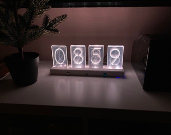 Retro-Chic Acrylic Numeral Clock with Wifi