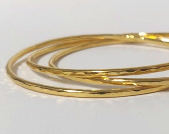 Bangle Bracelet Set, Stacking Bangles Women, Gold Bangle Bracelet, Unique Gold Jewelry, Dainty Bangle, Stacking Bracelets, Hammered Bracelet