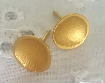 Circle Earrings for Women, Gold Plated Stud Earrings, Circle Stud Earrings, Unique Gold Jewelry, Gold Hammered Earrings, Concaved Earrings