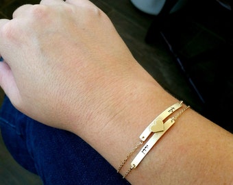 Solid Gold Engraved Bracelet, 14k Gold Engraved Bracelet, Gold Couple Bracelet,Mom Bracelet with Kids Names,Lovers Bracelet,Engraved Jewelry