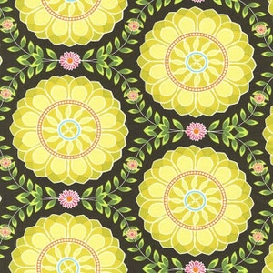 Michael Miller Fabrics - Dahlia Medallion 740