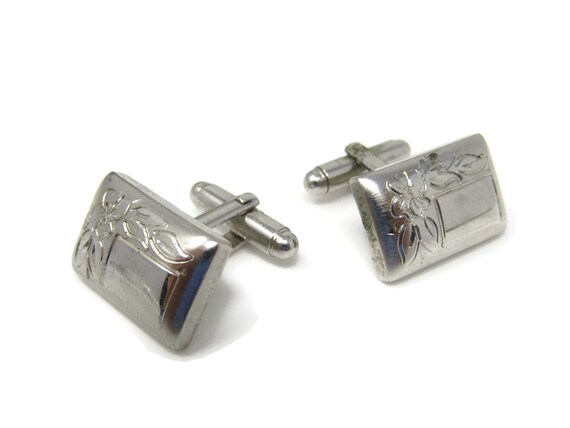 Flower Leaf Etch Men's Cufflinks: Vintage Silver Tone - Stand Out from the Crowd with Class