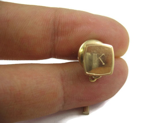 Vintage Tie Tack Tie Pin: Etched "K" Center Gold Tone Rectangle