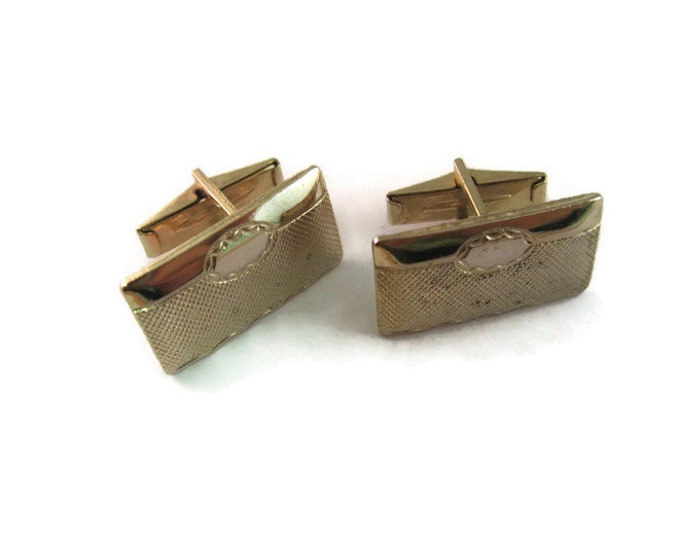 Vintage Cufflinks for Men: Simple But Nice Design Gold Tone