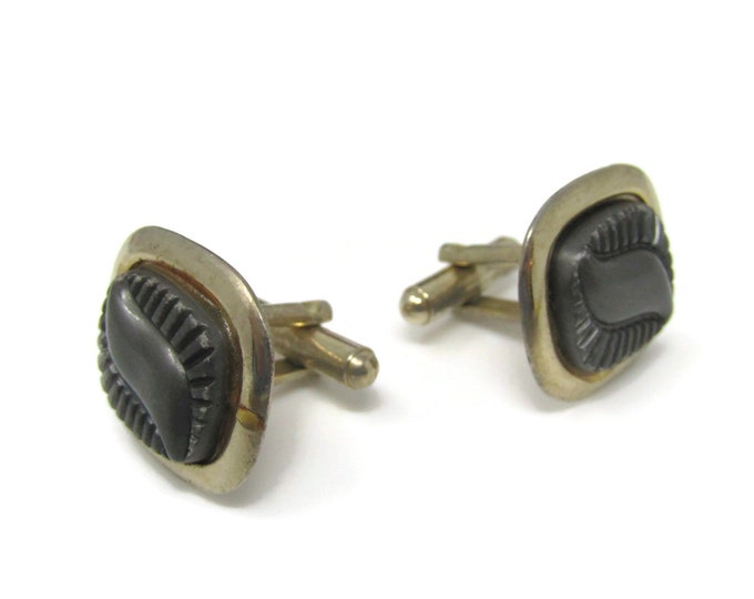 Dark Swirl Cufflinks for Men: Vintage Gold Tone - Stand Out from the Crowd with Class