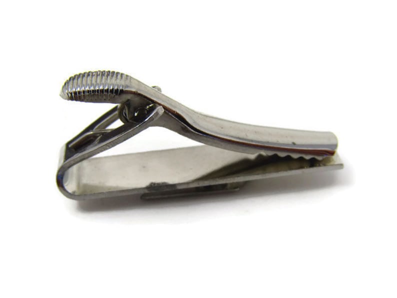 Raised Diamond Shape Tie Clip Vintage Tie Bar Silver Tone