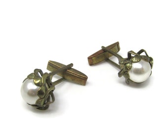 Vintage Cufflinks for Men: Faux Pearl Nice Setting