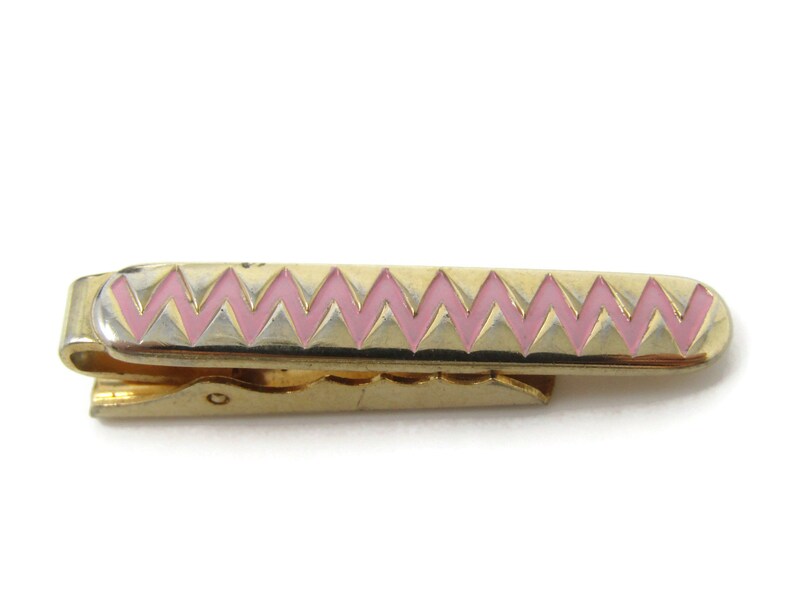 Pink Zigzag Zig Zags Wavy Lines Tie Clip Bar Gold Tone Vintage Men/'s Jewelry Nice Design