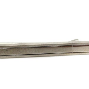 Vintage Tie Clip Tie Bar: Grooved Modernist Sleek & Unique Design Silver Tone
