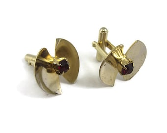 Vintage Cufflinks for Men: Flower Like Red Jewel Center Design