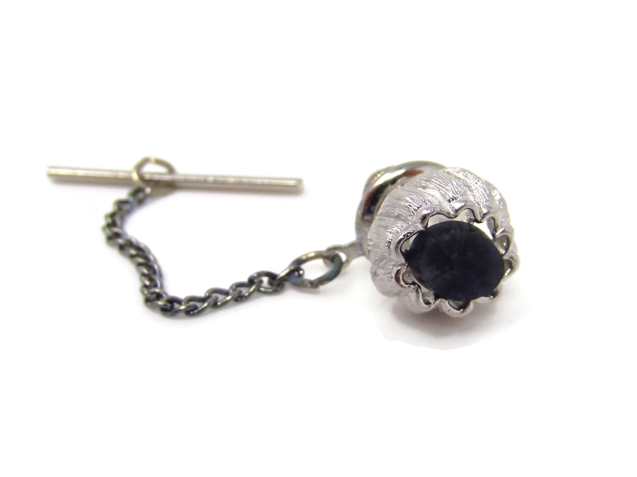 Vintage Tie Tack Tie Pin Black Center Silver Tone Beautiful Setting