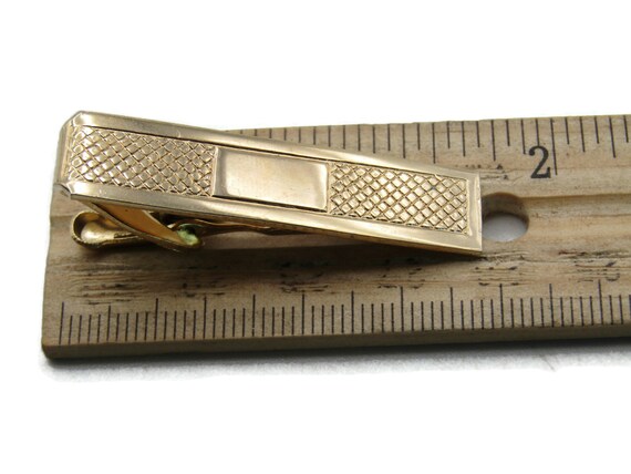 Textured Rectangle Center Tie Clip Modernist Tie Bar Men's Jewelry Gold Tone View 4